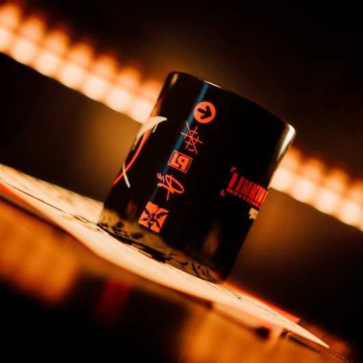 Taza Linkin Park apilable 350 ml · Oficial - vista 3